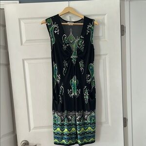 Black Sleeveless V-Neck Sheath Midi Dress